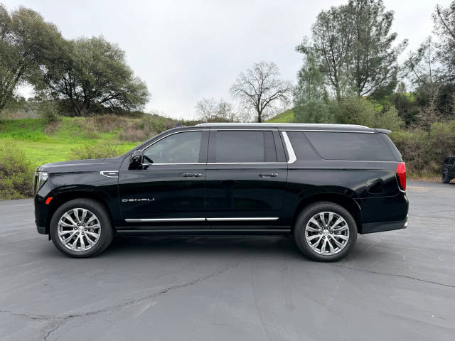 2021 GMC Yukon XL Denali 4WD photo