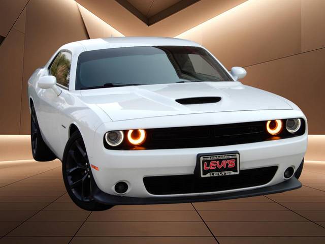 2020 Dodge Challenger R/T RWD photo