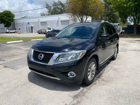 2015 Nissan Pathfinder SL FWD photo