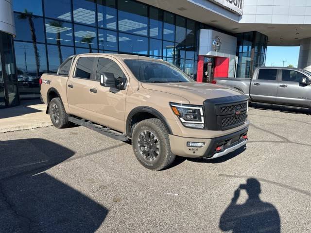 2021 Nissan Titan PRO-4X 4WD photo