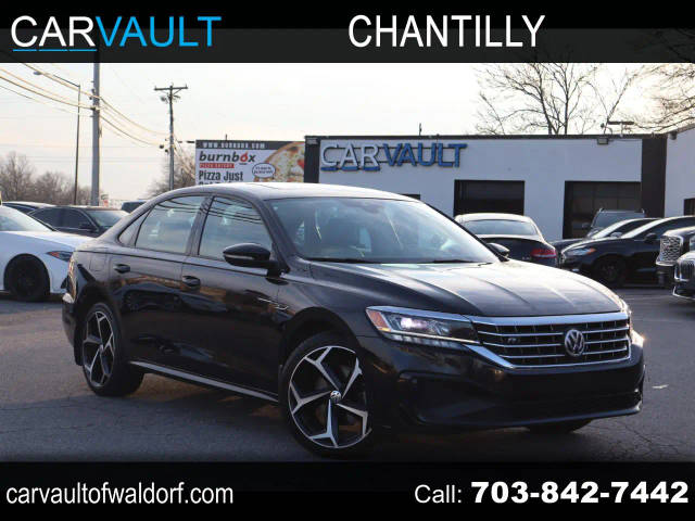 2020 Volkswagen Passat 2.0T R-Line FWD photo