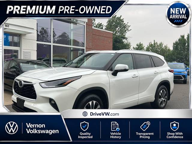 2021 Toyota Highlander XLE AWD photo
