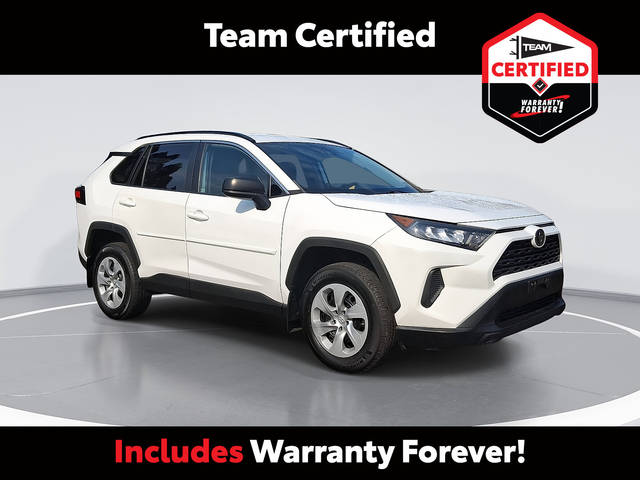 2021 Toyota RAV4 LE AWD photo