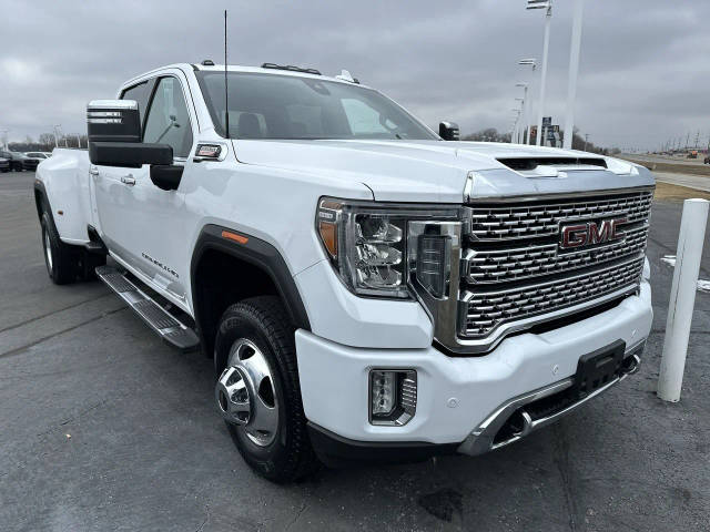 2021 GMC Sierra 3500HD Denali 4WD photo