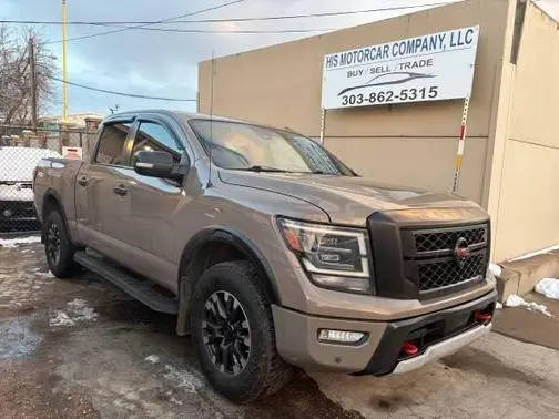 2021 Nissan Titan PRO-4X 4WD photo