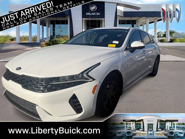 2021 Kia K5 LXS FWD photo