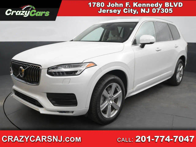 2021 Volvo XC90 Momentum AWD photo