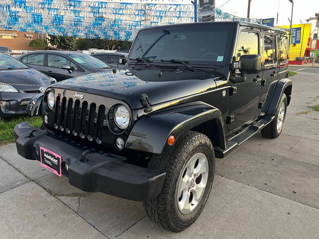 2015 Jeep Wrangler Unlimited Sahara 4WD photo