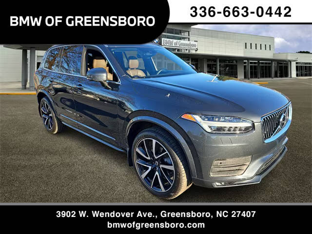 2021 Volvo XC90 Momentum AWD photo