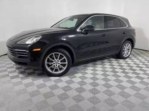 2021 Porsche Cayenne  AWD photo