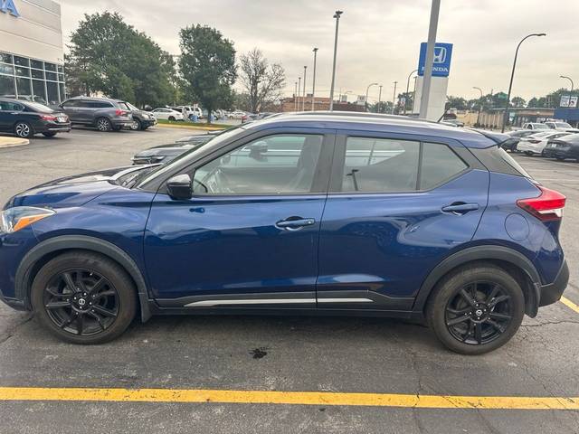 2020 Nissan Kicks SR FWD photo