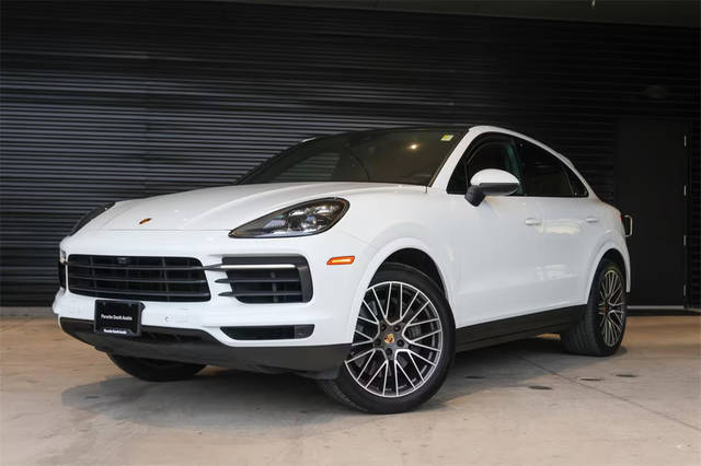 2021 Porsche Cayenne Coupe S AWD photo