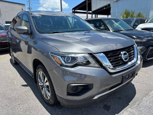 2020 Nissan Pathfinder S FWD photo