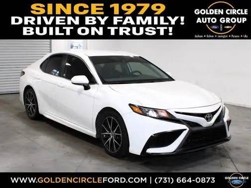 2021 Toyota Camry SE FWD photo