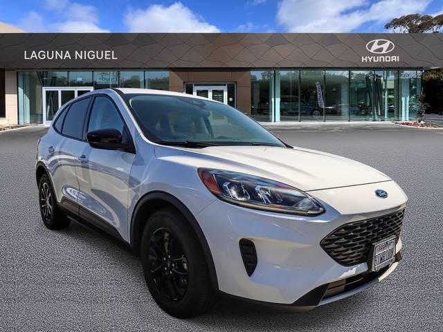 2020 Ford Escape SE Sport Hybrid FWD photo