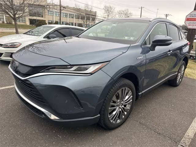 2021 Toyota Venza XLE AWD photo