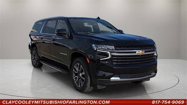 2021 Chevrolet Suburban LT RWD photo