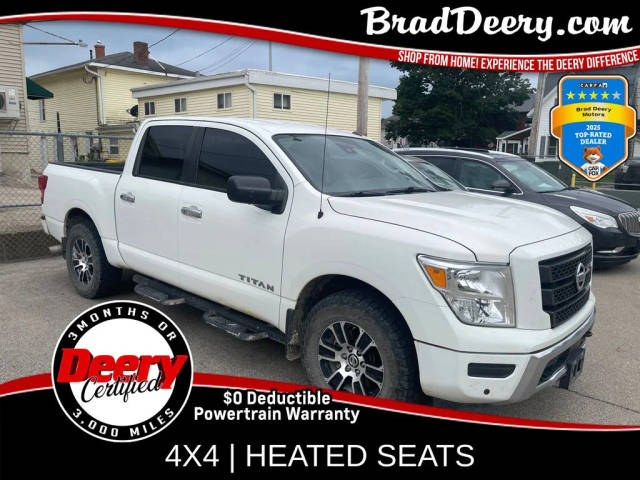 2021 Nissan Titan SV 4WD photo