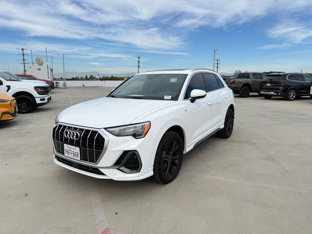 2021 Audi Q3 S line Premium AWD photo