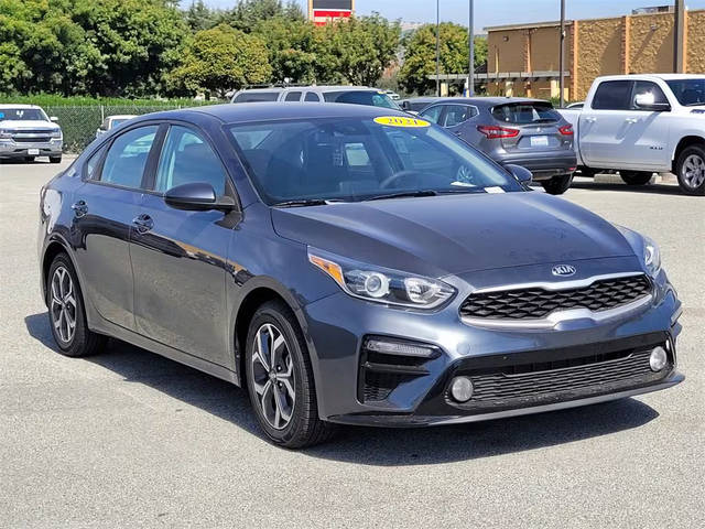 2021 Kia Forte LXS FWD photo