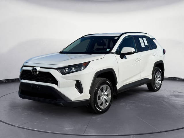 2021 Toyota RAV4 LE AWD photo