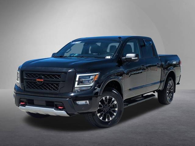 2021 Nissan Titan PRO-4X 4WD photo