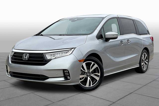 2021 Honda Odyssey Touring FWD photo