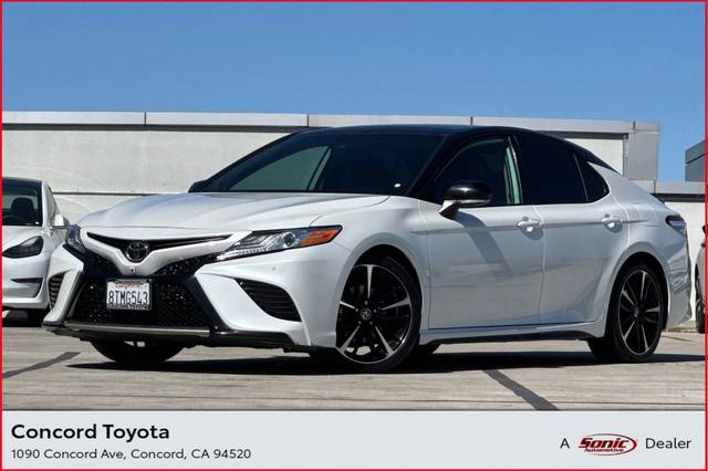 2020 Toyota Camry XSE V6 FWD photo