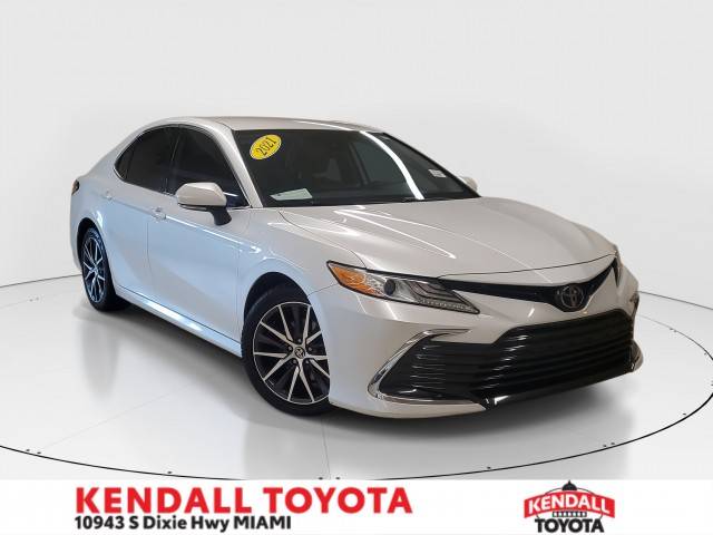 2021 Toyota Camry XLE FWD photo