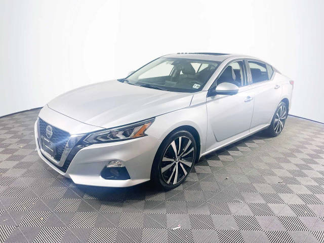 2021 Nissan Altima 2.5 Platinum AWD photo