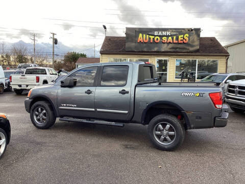 2015 Nissan Titan PRO-4X 4WD photo