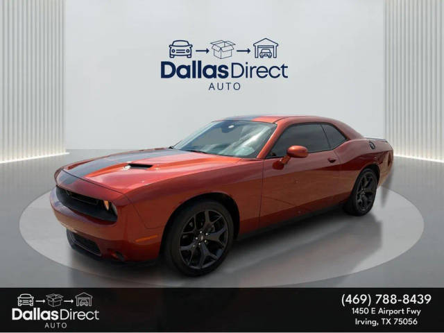 2020 Dodge Challenger SXT RWD photo