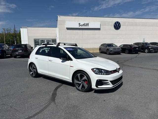 2021 Volkswagen Golf GTI S FWD photo