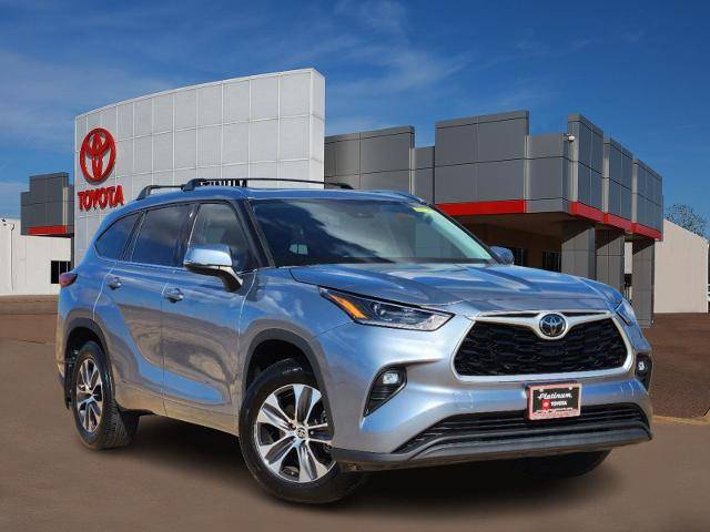 2021 Toyota Highlander XLE FWD photo