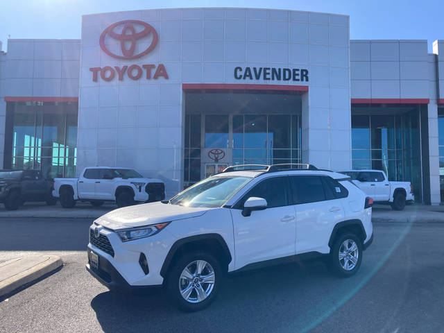 2021 Toyota RAV4 XLE FWD photo