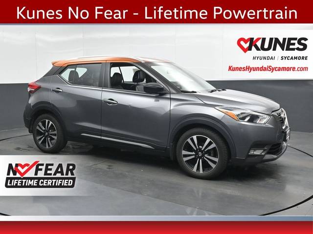 2020 Nissan Kicks SR FWD photo