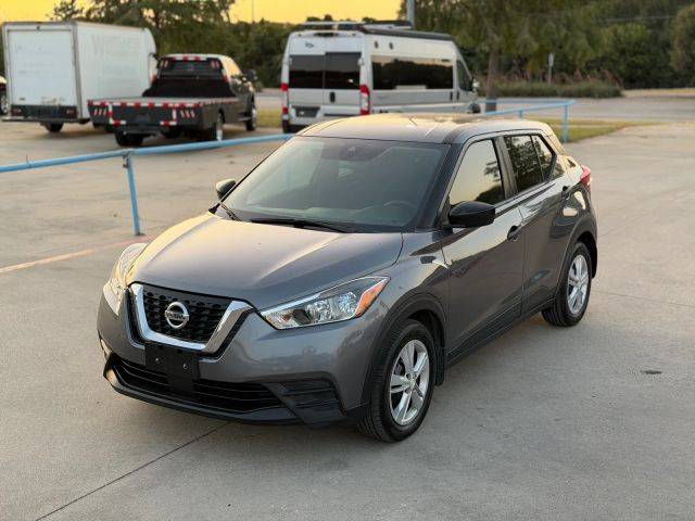 2020 Nissan Kicks S FWD photo