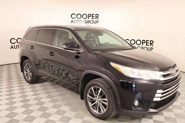 2018 Toyota Highlander XLE AWD photo