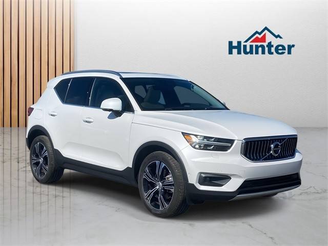 2021 Volvo XC40 Inscription AWD photo