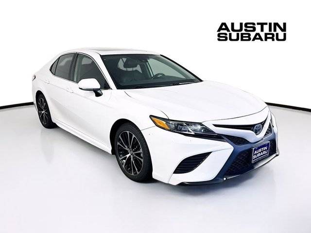 2020 Toyota Camry SE FWD photo