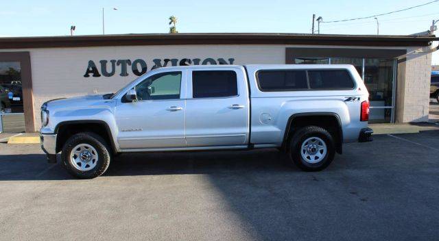 2018 GMC Sierra 1500 SLE 4WD photo