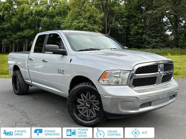 2015 Ram 1500 SLT 4WD photo