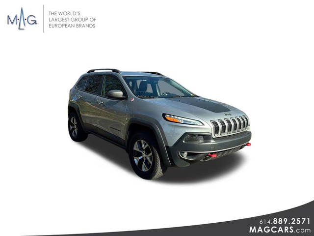 2016 Jeep Cherokee Trailhawk 4WD photo