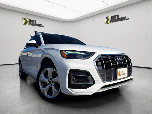 2021 Audi Q5 Premium Plus AWD photo