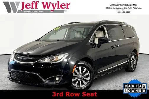 2020 Chrysler Pacifica Minivan Touring L Plus FWD photo