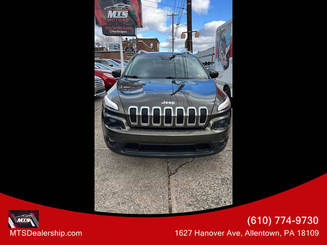 2015 Jeep Cherokee Latitude 4WD photo