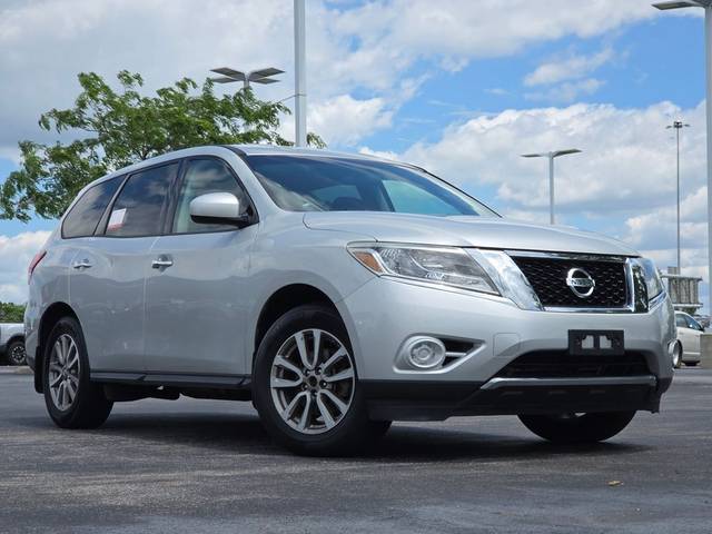 2015 Nissan Pathfinder S FWD photo