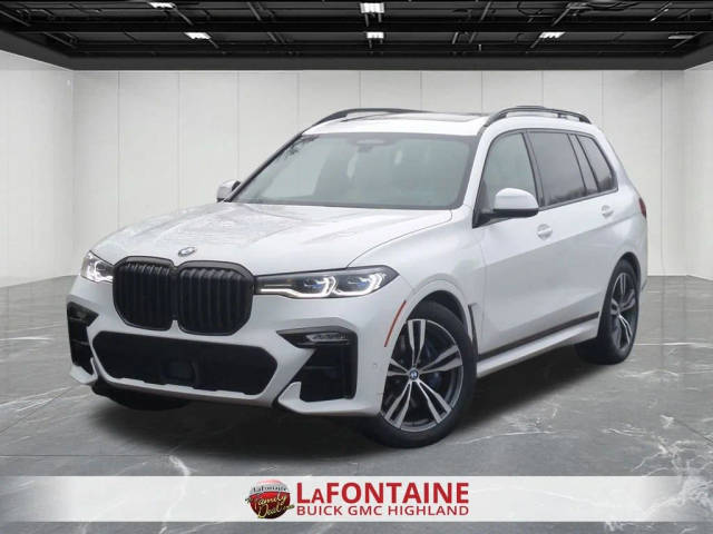 2021 BMW X7 M50i AWD photo