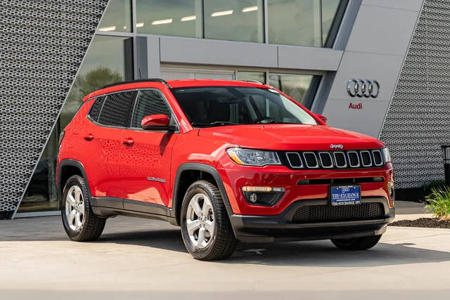 2021 Jeep Compass Latitude 4WD photo