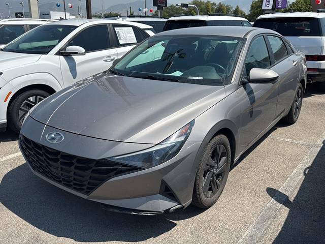 2021 Hyundai Elantra SEL FWD photo